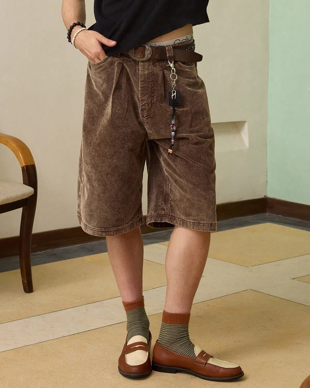 ZHABUXIAO Corduroy Plaid Acid Wash Straight Five-Point Shorts Brown
