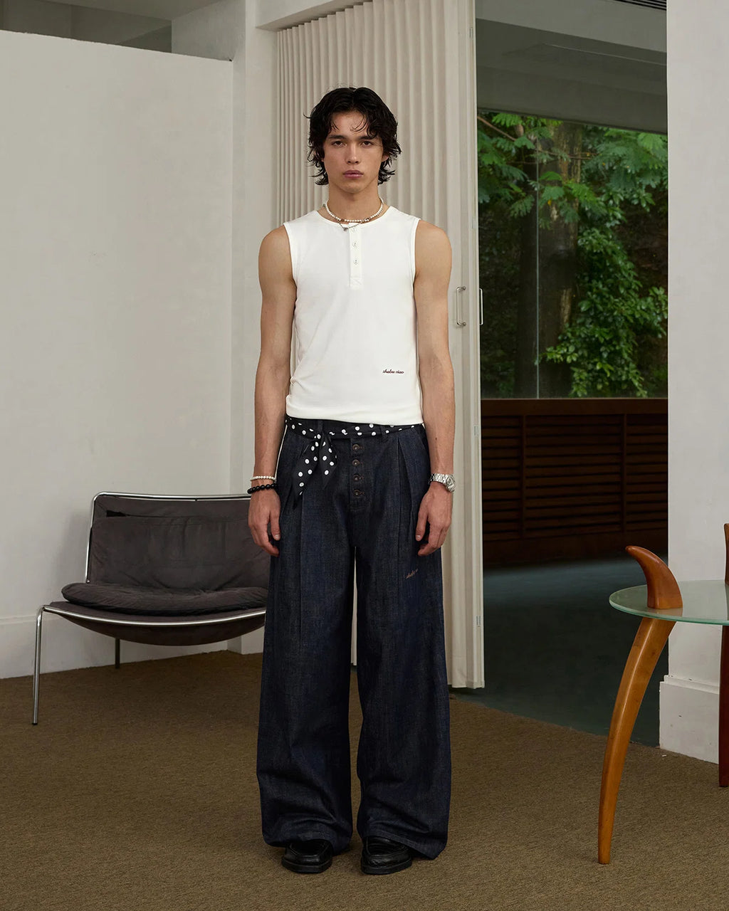 ZHABUXIAO Embroidered Ribbed Elastic Slim Henley Tank Top Black & White